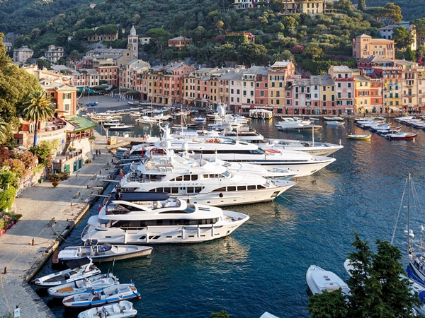 金錢導向的富人崇拜已然是現代社會的風氣